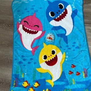 Baby Shark Blanket